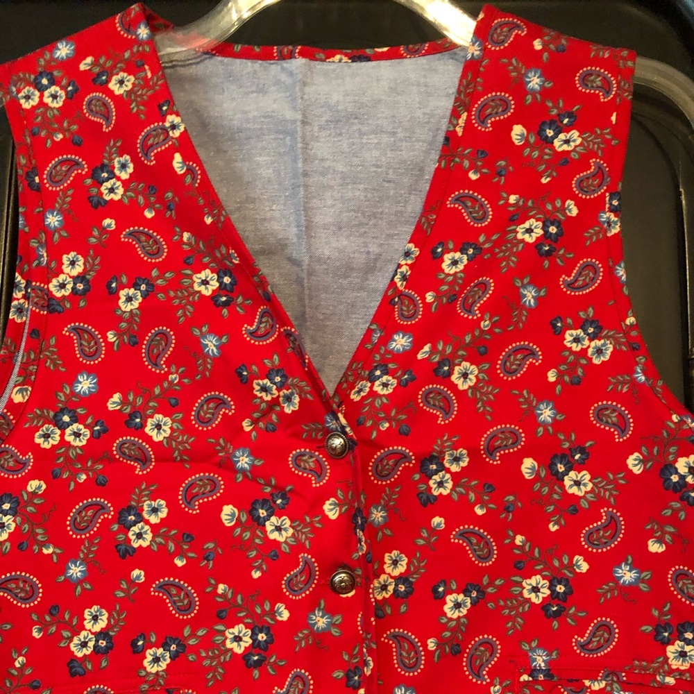 Reversible vest